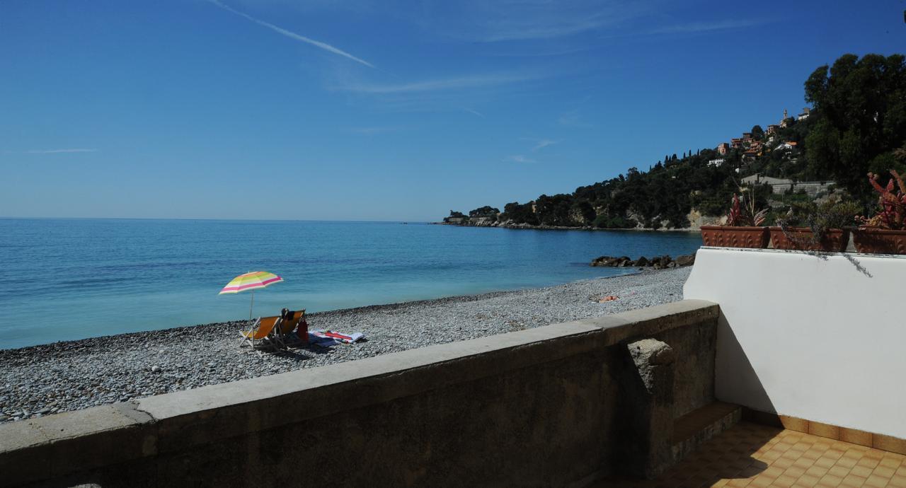 Holiday'S Beach Aparthotel Ventimiglia Kültér fotó
